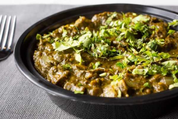 Saag Chicken